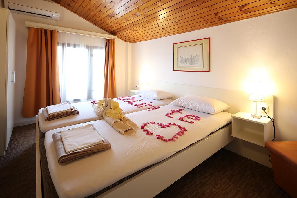 Guest House Zeba & Riviera Silo  Ngoại thất bức ảnh