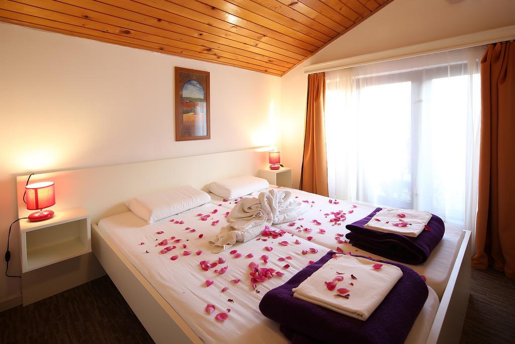 Guest House Zeba & Riviera Silo  Ngoại thất bức ảnh