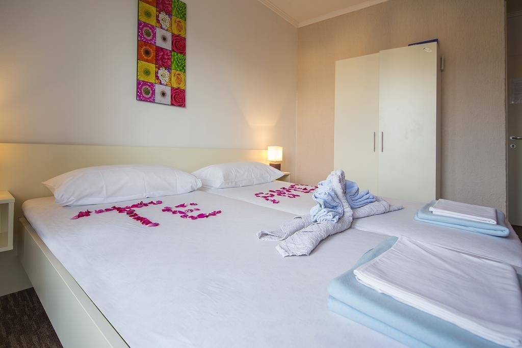 Guest House Zeba & Riviera Silo  Ngoại thất bức ảnh