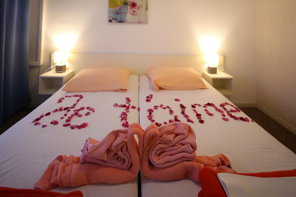 Guest House Zeba & Riviera Silo  Ngoại thất bức ảnh