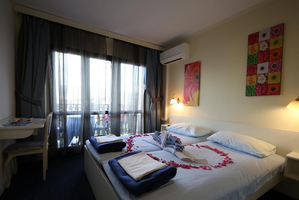 Guest House Zeba & Riviera Silo  Ngoại thất bức ảnh